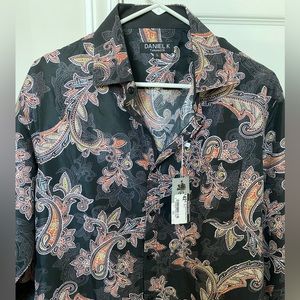 Daniel K button down size: Large